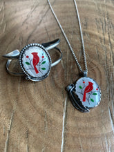 Load image into Gallery viewer, Vintage mother of pearl cardinal necklace