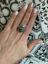 Load image into Gallery viewer, Desert bloom variscite sacred heart ring