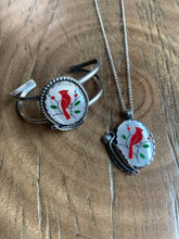 Load image into Gallery viewer, Vintage mother of pearl cardinal cuff bracelet