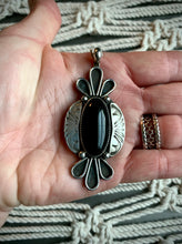 Load image into Gallery viewer, Black onyx fanned pendant necklace