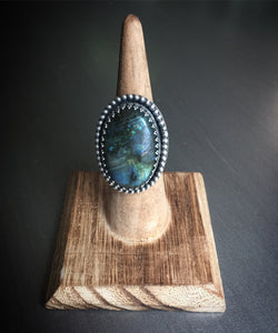 Labradorite queen ring