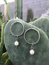 Load image into Gallery viewer, Vintage daisy drop hoop earrings
