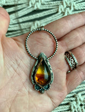 Load image into Gallery viewer, Amber tear beaded halo pendant necklace
