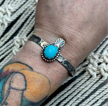 Load image into Gallery viewer, Turquoise fan and lash cuff bracelet
